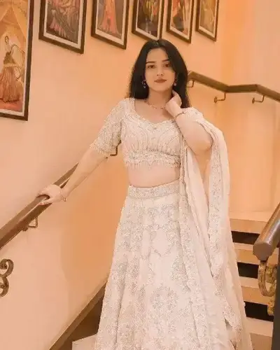 Escort Service In Salempur